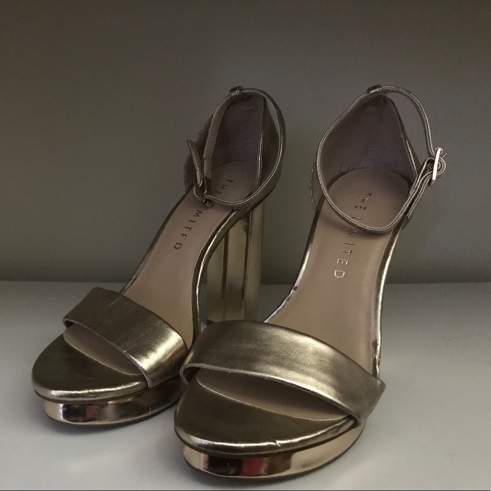 Limited Brand Heels Size 5.5